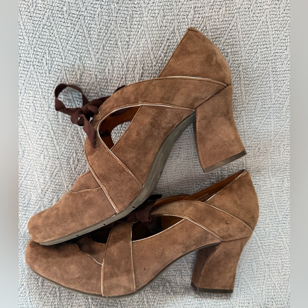 Earthies Sarenza Dark Taupe Women's Block Heels